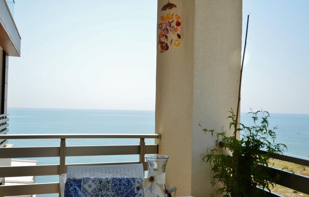 West Beach Apartment ดูร์เรส ภายนอก รูปภาพ