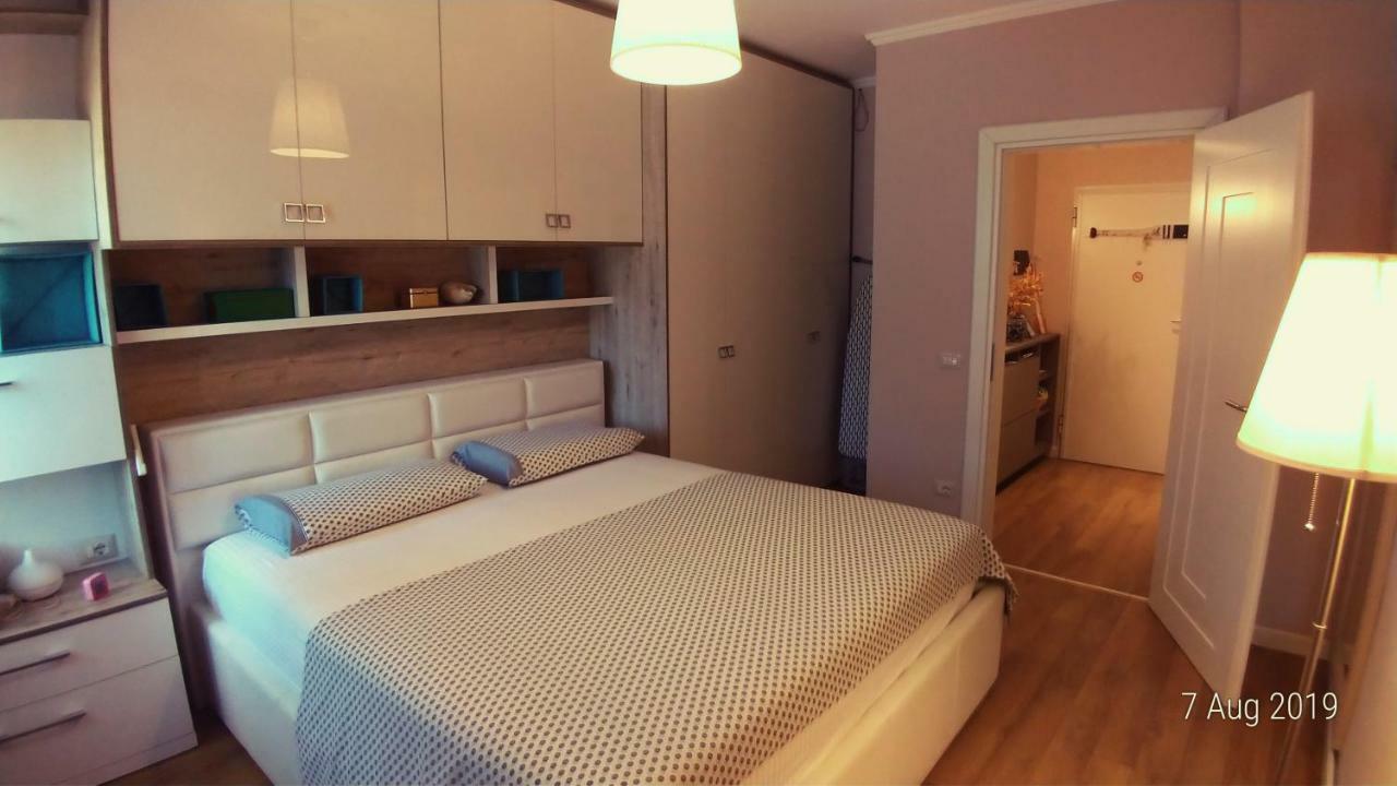 West Beach Apartment ดูร์เรส ภายนอก รูปภาพ